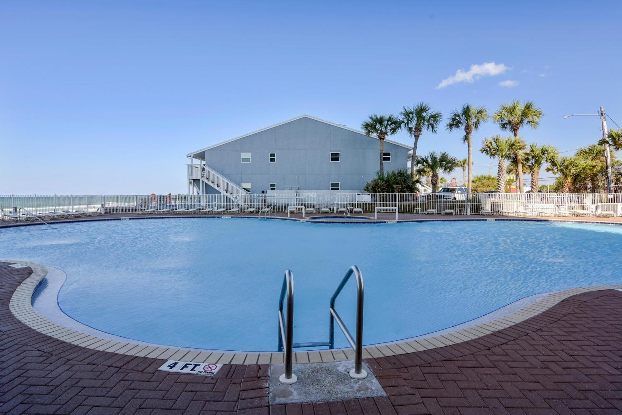 Tidewater #1110 By Book That Holiday home *